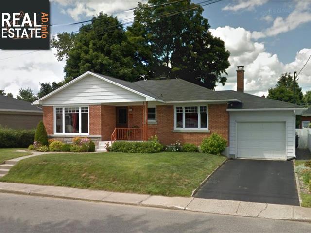 Property 1440 124e Rue main img