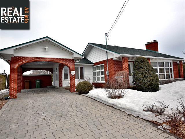 Property 650 Av. Coulonge main img