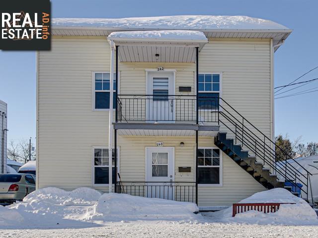 Property 540-542 108e Rue main img