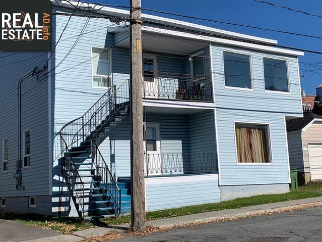 Property 71-73 Rue Dumais N. main img