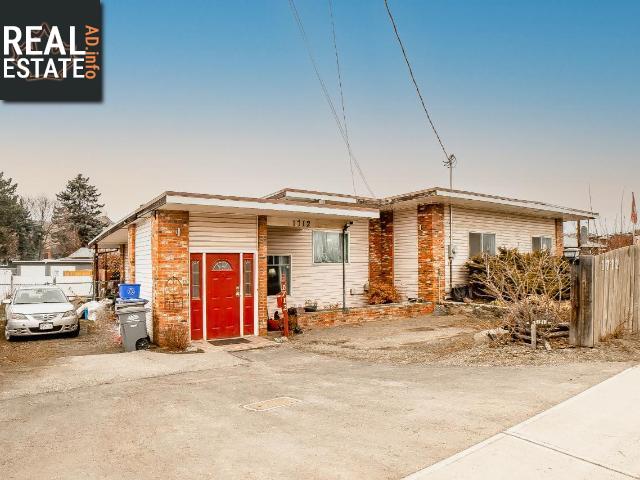 Property 1712 Tranquille Road main img