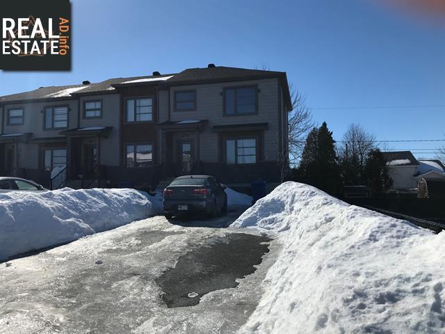 Property #4-943 Rue Des Dahlias main img
