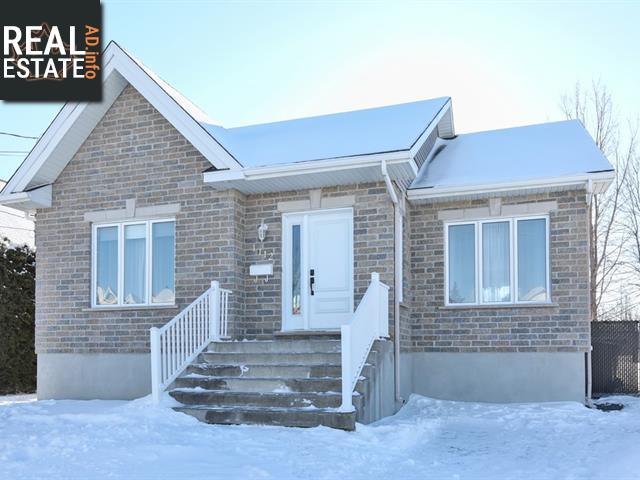 Property 1112 Rue St-Jacques main img