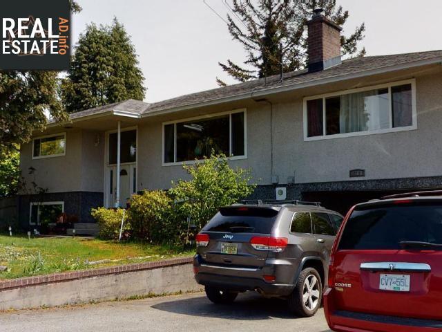 Property 4588 Golden Ave main img