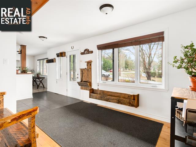 Property 87 Rue Cedar img1