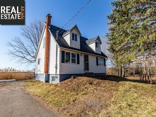 Property 2291 Rue Ethel E. main img