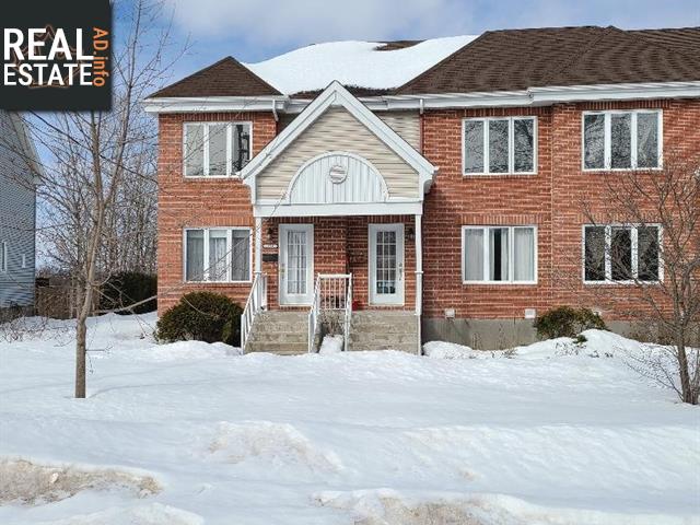 Property 151 Rue Des Ruisseaux main img