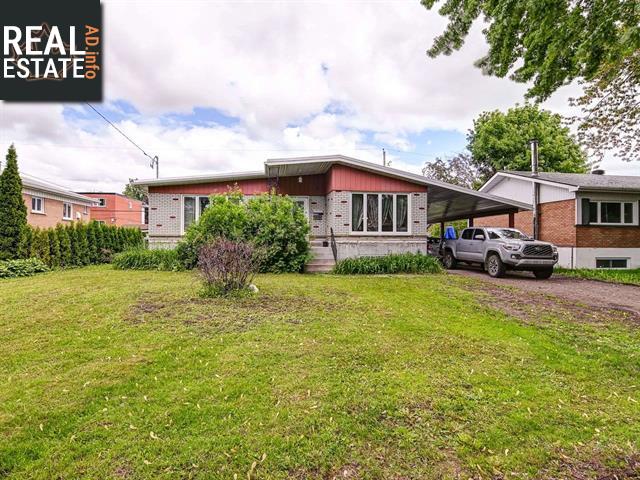 Property 329 Rue Champagne main img