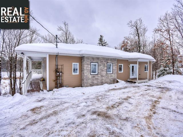 Property 132 Rue Laviolette main img