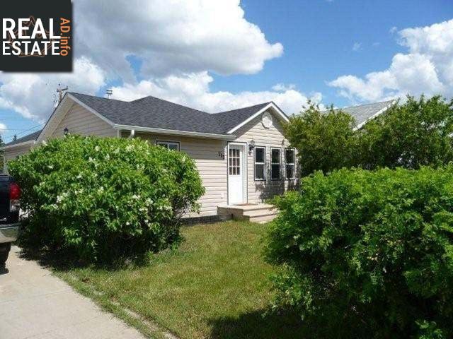 Property 712 105 Ave main img