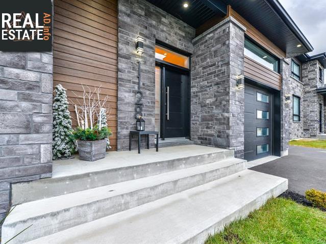 Property 1128 Rue Breux main img