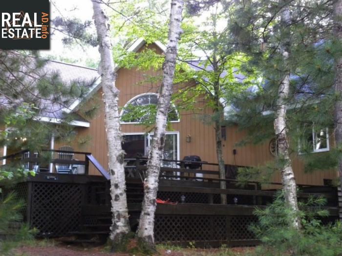 Property 104 Lake Temagami Island 758 main img