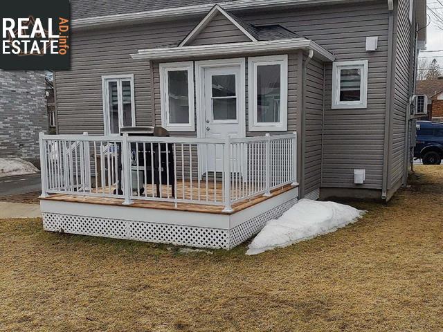 Property 24 Rue Santoire img1