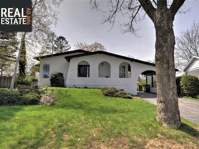 Property 12 Av. Gerard main img