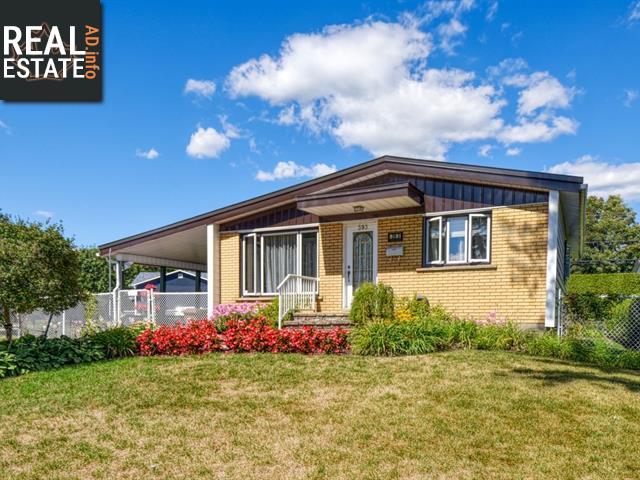 Property 393 Rue Laurin main img