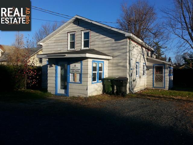 Property 42 Rue Grove main img