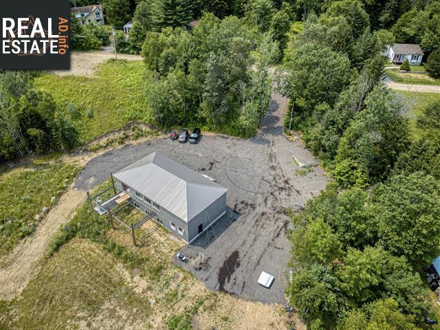 Property 64 1re Av. Ste-Catherine main img