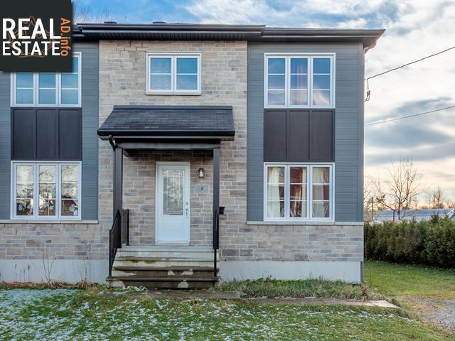 Property 4 Rue Andre-Pelletier main img