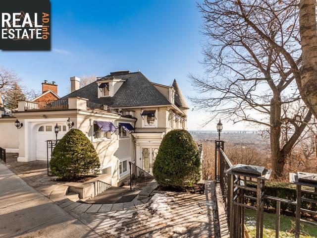 Property 36 Av. Sunnyside main img