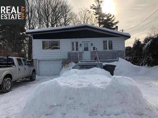 Property 494 Rue Bourgogne main img
