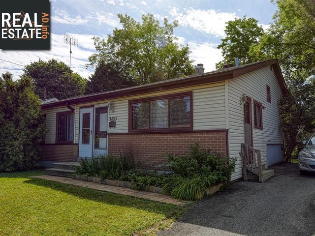 Property 139 8e Avenue main img
