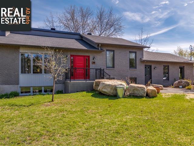 Property 453 Boul. Des Laurentides main img