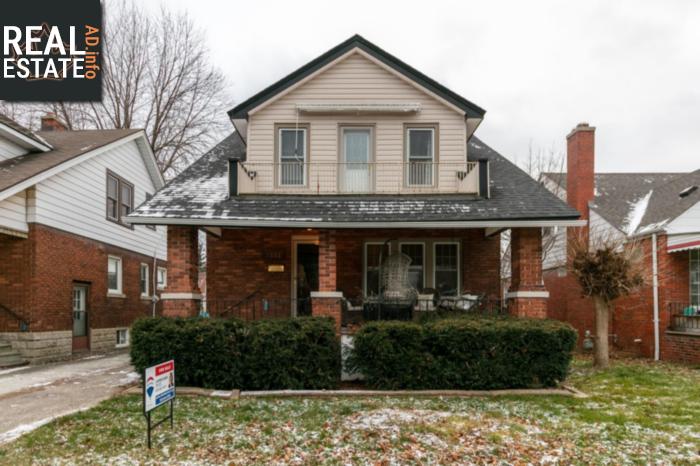 Property 2333 Hall Avenue main img