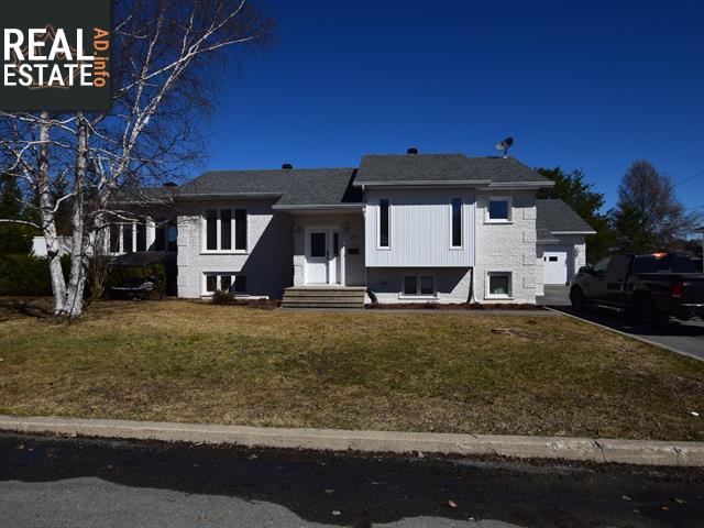 Property 38 Av. Leclerc main img