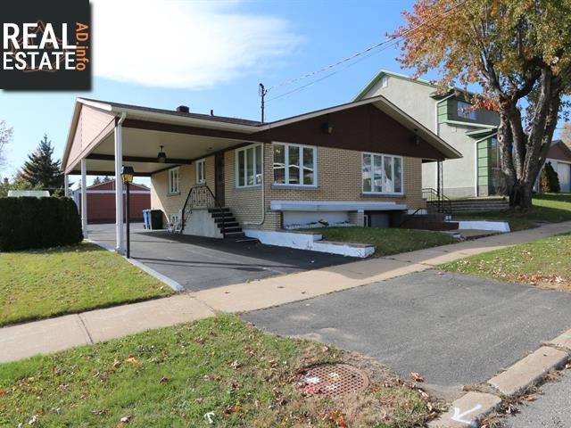 Property 1913 43e Rue main img