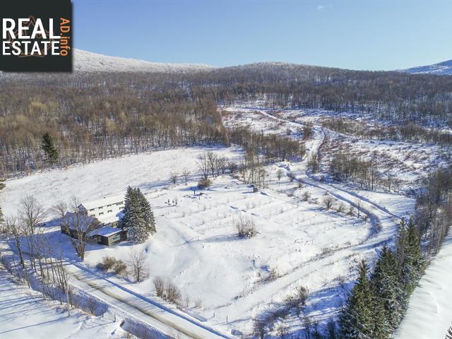 Property 376 Ch. Benoit main img