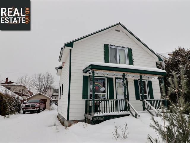 Property 741 Rue Laurier main img