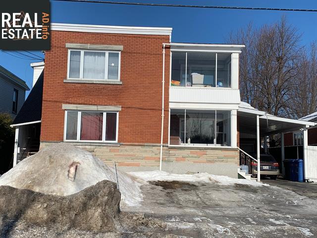 Property 595-597 Rue Douville main img
