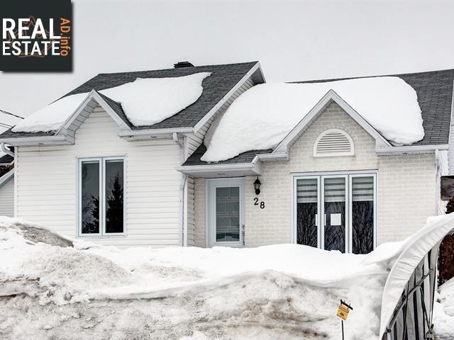 Property 28 Rue Des Meandres main img