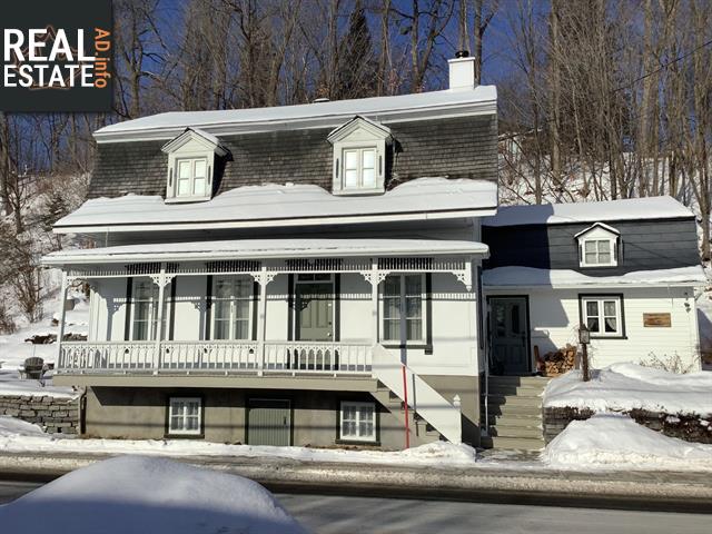 Property 7831 Av. Royale main img