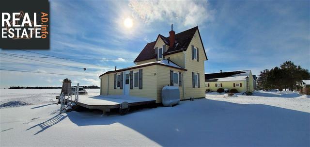 Property 515 Tignish Shores Road main img