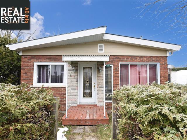 Property 210 63e Avenue main img