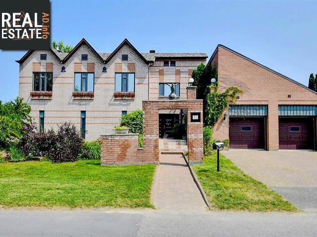 Property 10 Rue Emile-Nelligan main img