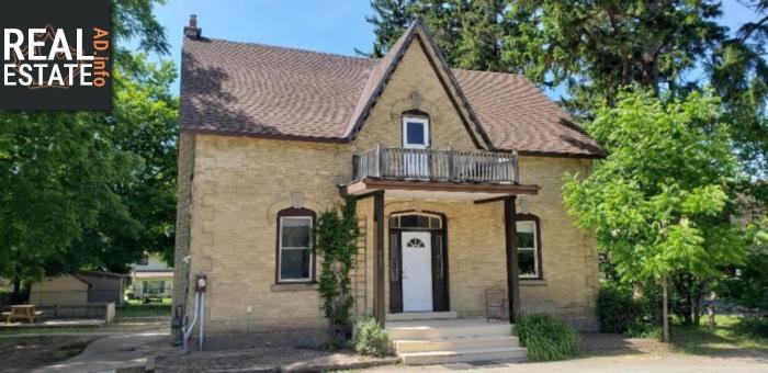 Property 810 Goderich Street main img