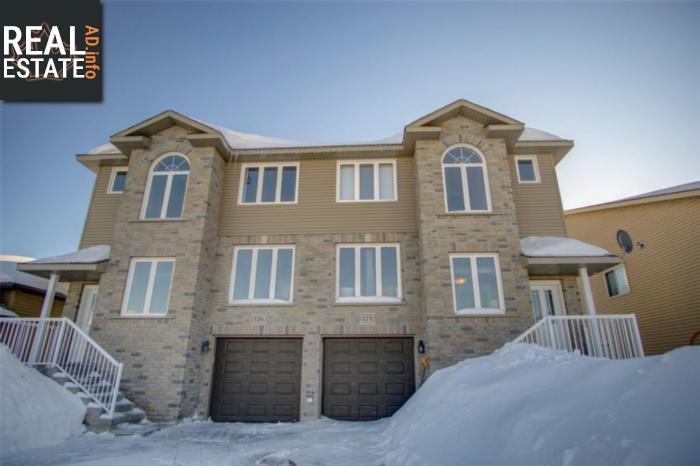 Property 128 Eclipse Crescent main img