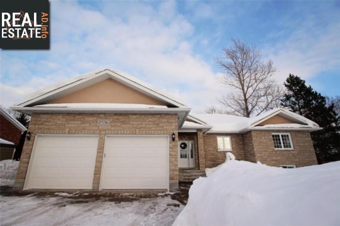 Property 2536 Blyth Street main img
