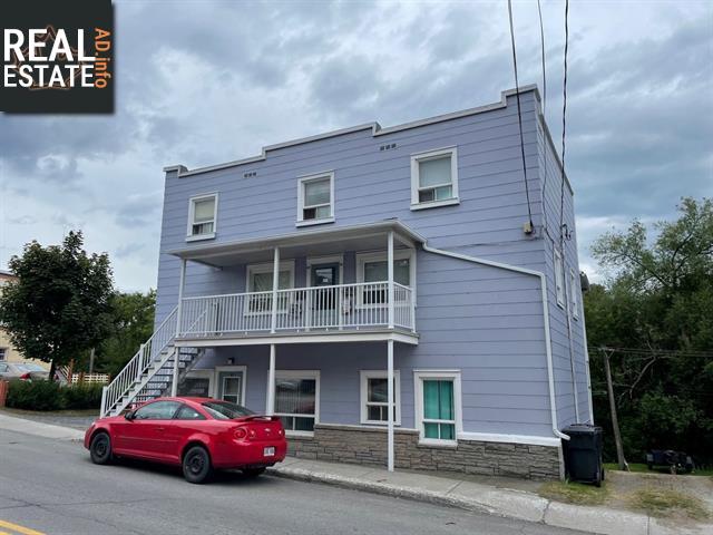 Property 82-88 Rue Temiscouata img1