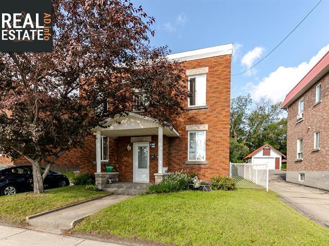 Property 440-440a Rue Melancon main img