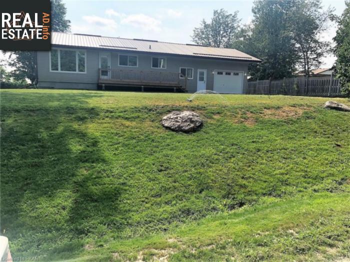 Property 1360 Matchett Line main img