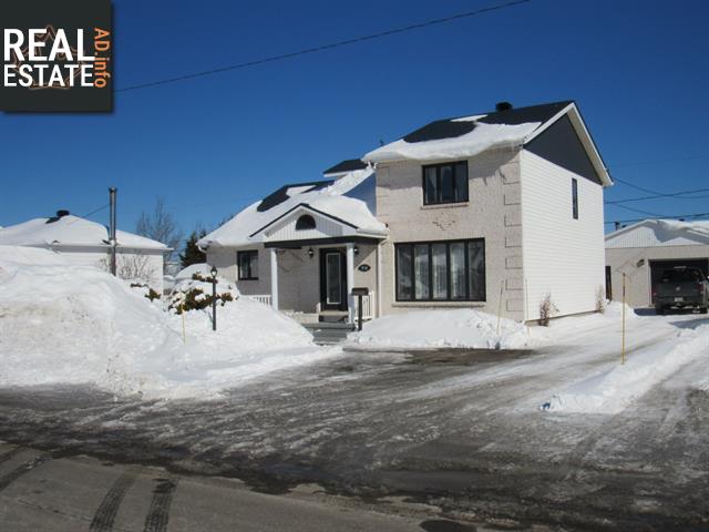 Property 316 Av. Evangeline main img