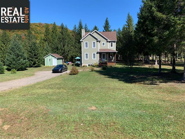 Property 10 Place Des Violettes main img