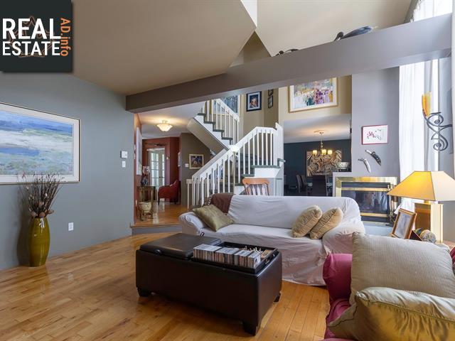 Property 1677 Av. Carpentier main img