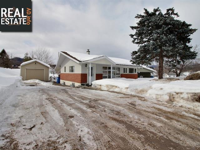 Property 33 Rue Tremblay main img