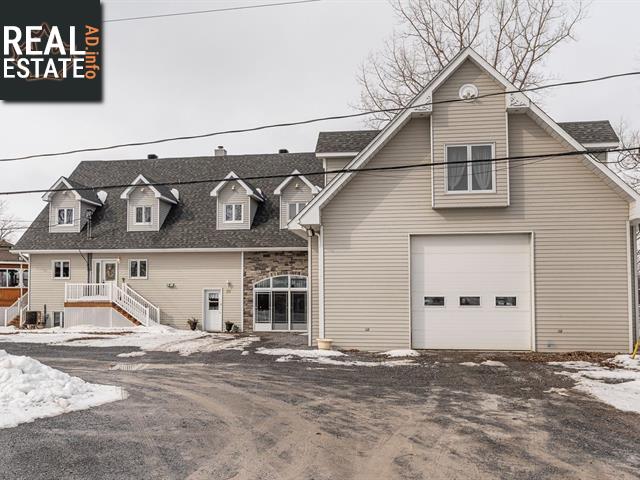 Property 78 11e Avenue main img