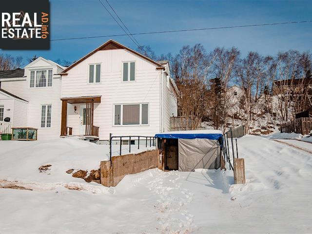 Property 190 Av. Laval main img