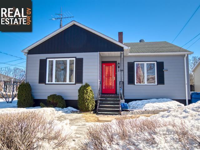 Property 250 Rue Lord main img